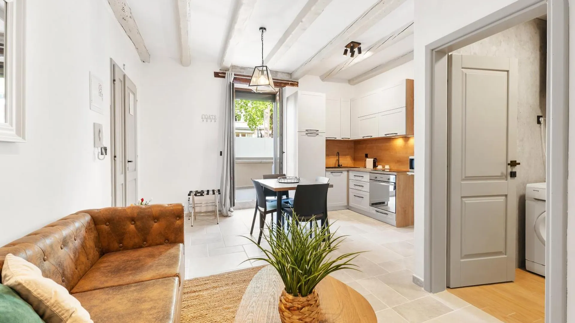 Suncitylifestyle2- Apartment With A Terrace Poreč 0*,